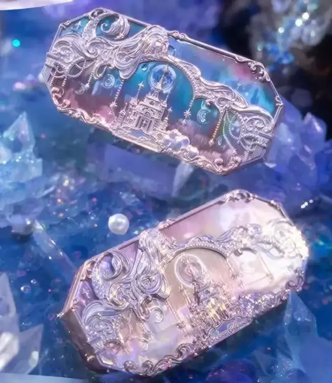 Palette de Fards à Paupières Sirène au Clair de Lune de Flower Knows avec Huit Couleurs Mat Scintillantes Maquillage pour Femmes Occasions Spéciales