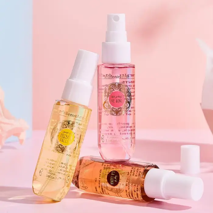 Coffret de 4 parfums pour femmes, fragrance douce, non irritante, longue tenue, sans alcool, spray pour le corps, cadeau idéal pour les filles