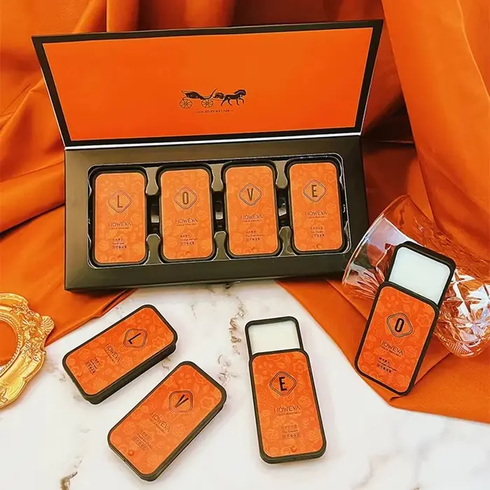 Ensemble de 4 parfums solides, senteurs florales et fruitées, parfum longue durée, parfum délicat et portable, adapté aux cadeaux ou à un usage quotidien