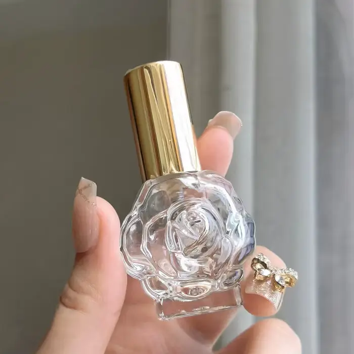 Bouteille de parfum en verre rechargeable en forme de rose pour femmes, occasionnels et voyageurs, contenant spray atomiseur durable et élégant