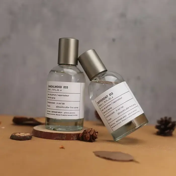 Parfum de laboratoire en bois de santal pour femmes et hommes