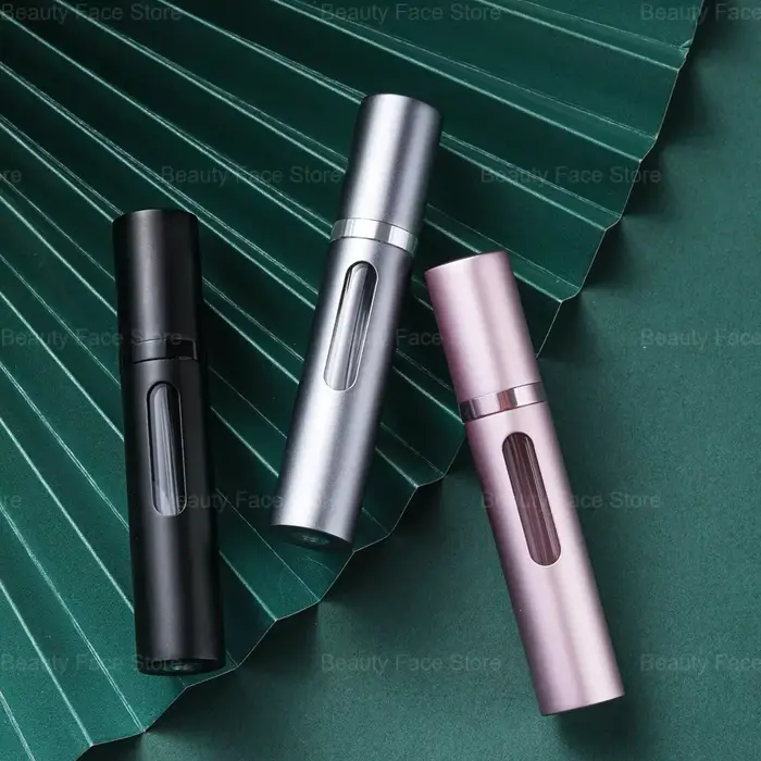Bouteille rechargeable en verre 5 ml 8 ml avec pompe pour parfum portable et élégant pour femmes occasions spéciales cosmétique rechargeable voyage