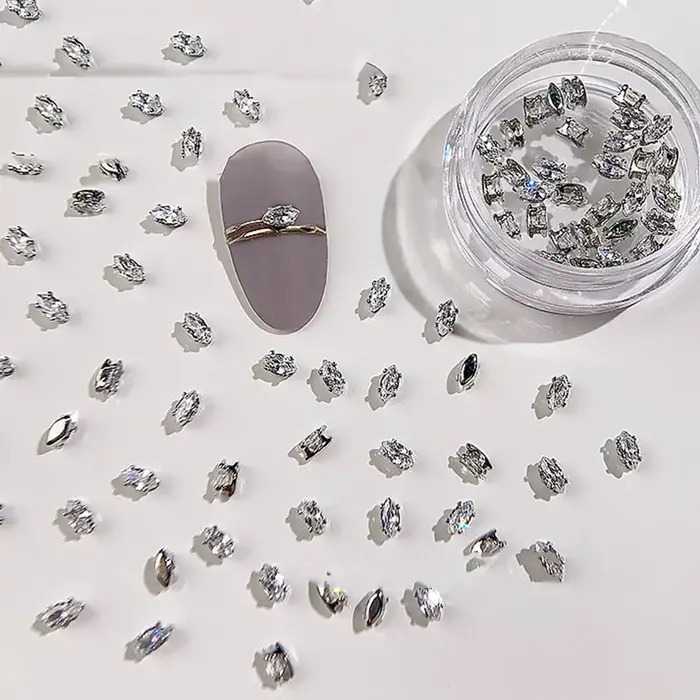 Accessoires pour ongles en forme de goutte d'eau, breloques pour manucure et nail art, décoration d'ongles en diamant, ensemble de bijoux pour ongles, strass en cristal pour ongles