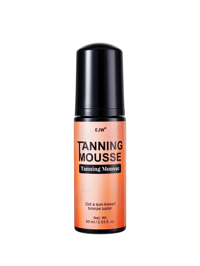 Mousse bronzante - Hydrate et illumine uniformément et efficacement