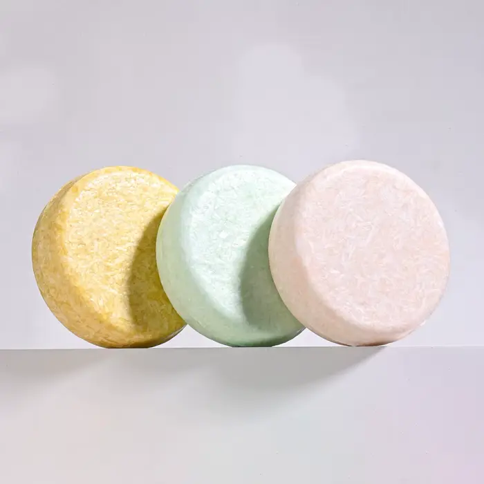 Shampoing à la noix de coco naturelle biologique
