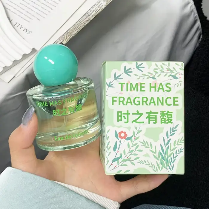 Spray de parfum floral fruité, senteur pêche et agrumes pour femme, brume parfumée légère et fraîche à l'orange, au lys, à l'iris, au vétiver, au citron et au musc