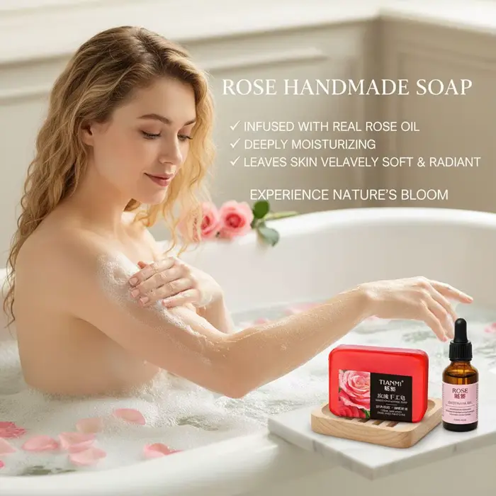 Le savon à l'huile essentielle de rose nettoie en profondeur votre visage et votre corps, laissant un parfum longue durée tout en hydratant et nourrissant.