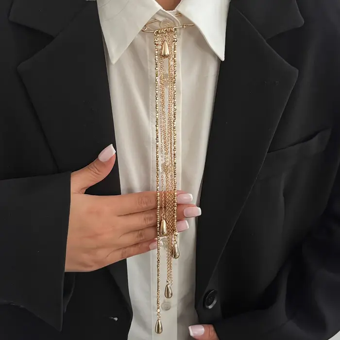 Broches multifonctionnelles en métal en forme de goutte d'eau avec pendentif et chaîne à pompons pour hommes et femmes, accessoires de costume, bijoux