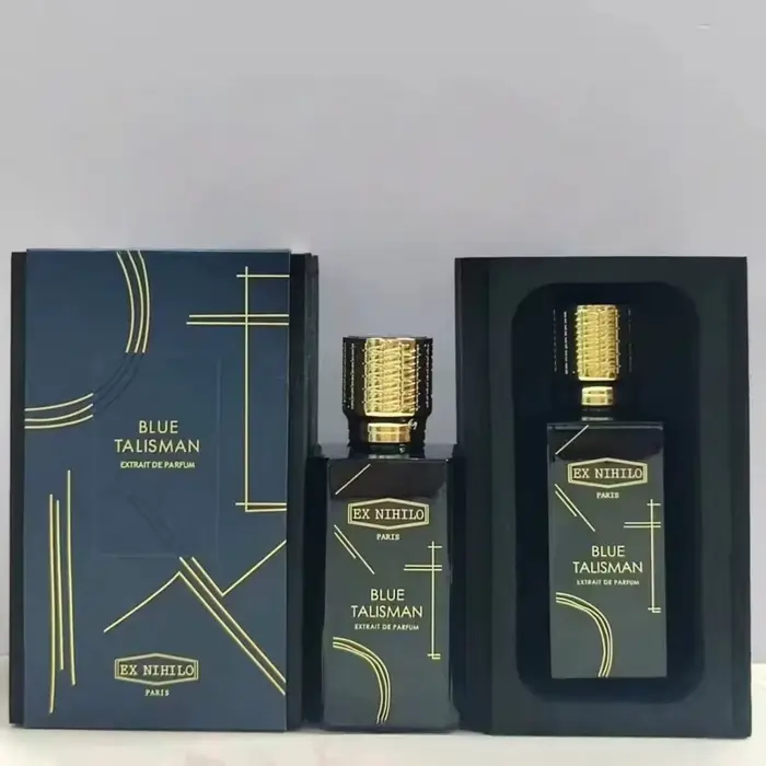 Ex Nihilo propose un parfum boisé pour homme, Blue Talisman, et un parfum pour femme, Fleur Narcotique