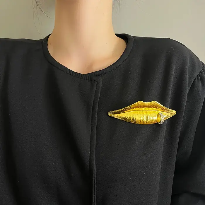 Broches géométriques en forme d'œuf en forme de goutte d'eau pour femmes, accessoires de Corsage de costume exquis à la mode, bijoux cadeaux de fête