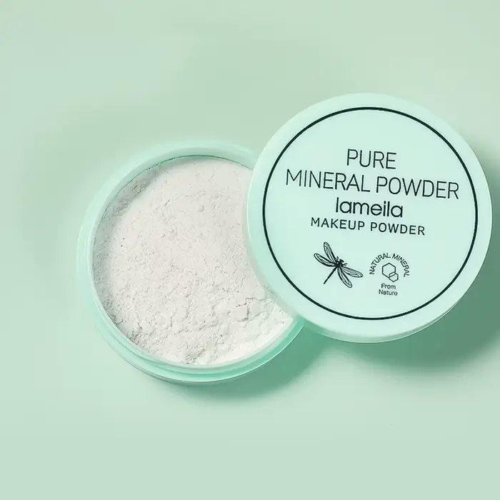 Poudre minérale imperméable pour le visage