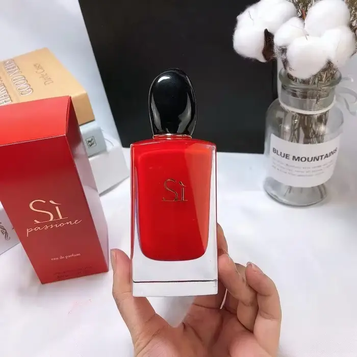Eau de parfum de luxe pour femmes, parfum floral élégant, parfum pour soirée romantique, parfum de m