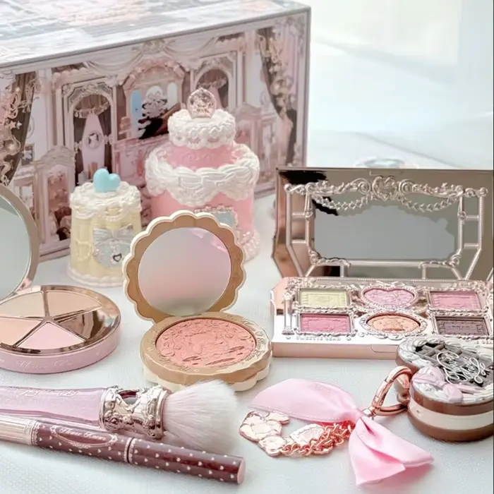 Ensemble de maquillage Flower Knows Sweetie Bear