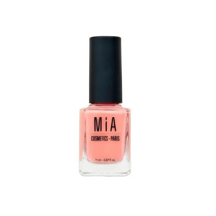 Vernis à ongles Mía Cosmetics en teinte Coral Blush pour femmes élégantes et sophistiquées occasions spéciales et tous les jours