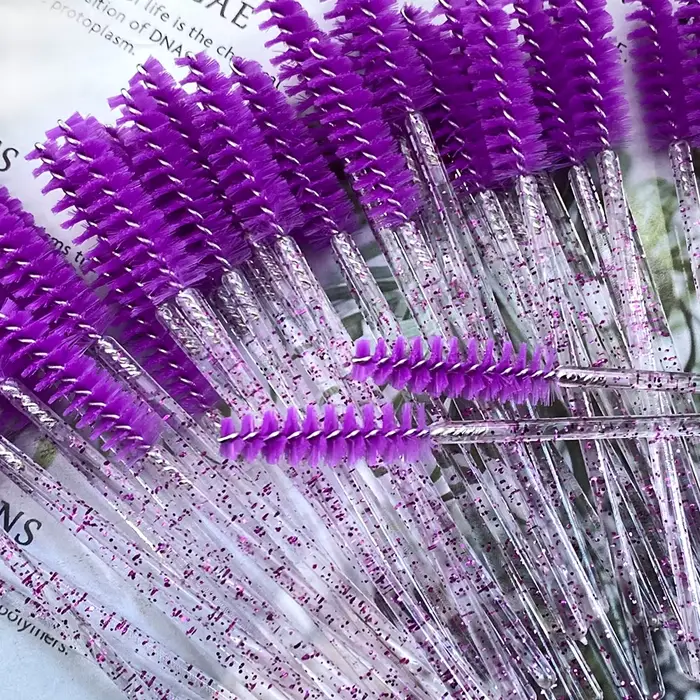 Pinceaux de maquillage jetables en cristal, 50 pièces, brosse à sourcils, poignée en diamant, applicateur de baguette de Mascara, outils d'extension de cils