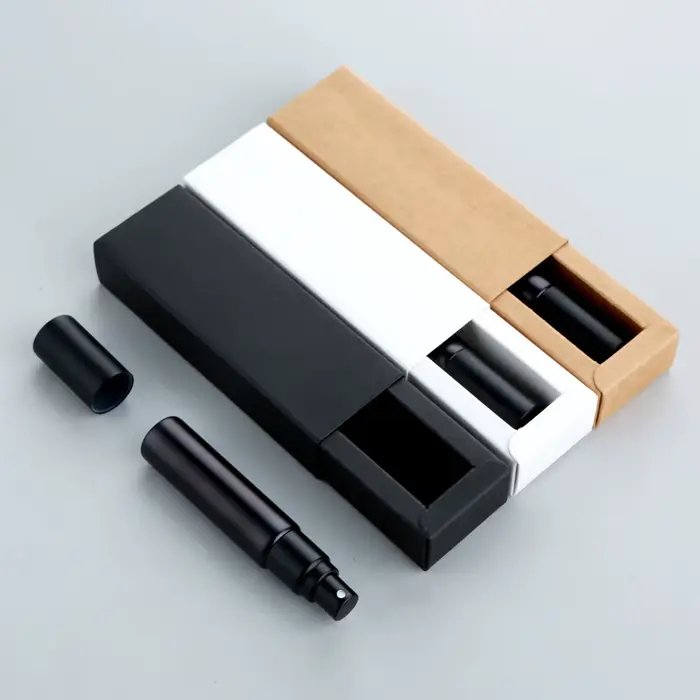 Bouteille de parfum noir mat de 10ML 30 pièces avec boîte d'emballage de Boutique