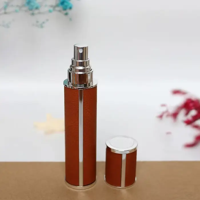 Flacon de parfum en verre de 10 ml enveloppé de cuir de luxe, vaporisateur portable, mini, rechargea
