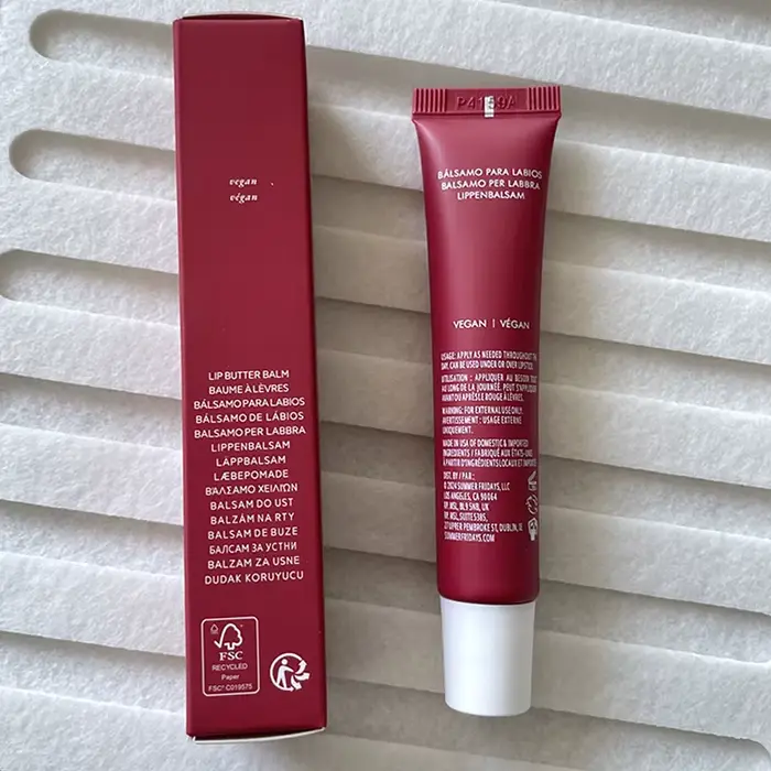 Baume à lèvres hydratant de la marque Hot Makeup, couleurs : Rose Guimauve Croustillante, Sucre Vani